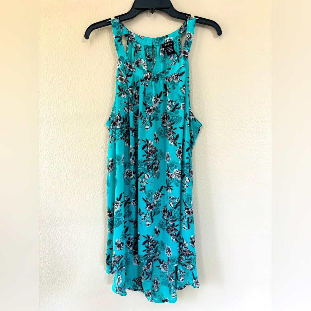 High Neck Torrid Tank 3X Floral Pattern Turquoise Black White